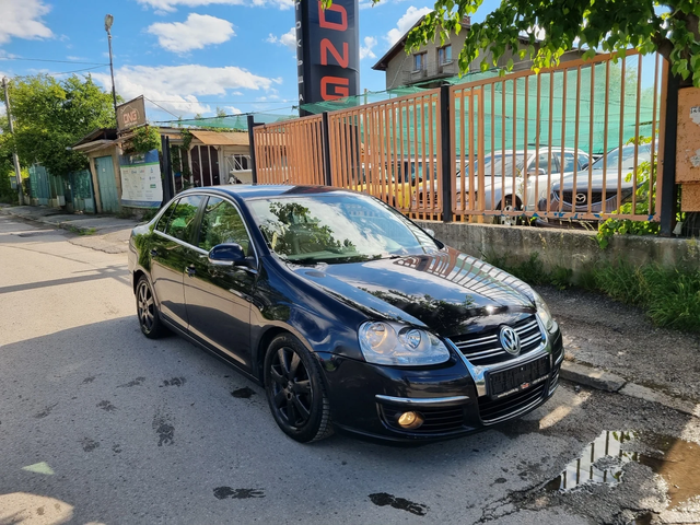 VW Jetta 2, 000 TDI EURO4 - автомобили, коли, обяви за нови и употребявани 1