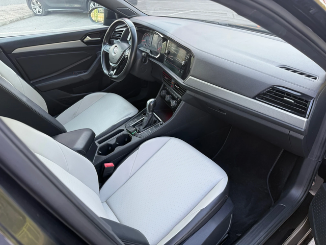 VW Jetta R-line* DISTR* LineAssist* М.Точка* CarPlay* ПОДГ* - автомобили, коли, обяви за нови и употребявани 13