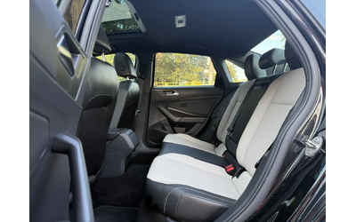 VW Jetta R-line* DISTR* LineAssist* М.Точка* CarPlay* ПОДГ* - автомобили, коли, обяви за нови и употребявани 9