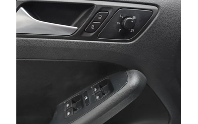 VW Jetta 2.0 TDI - автомобили, коли, обяви за нови и употребявани 16