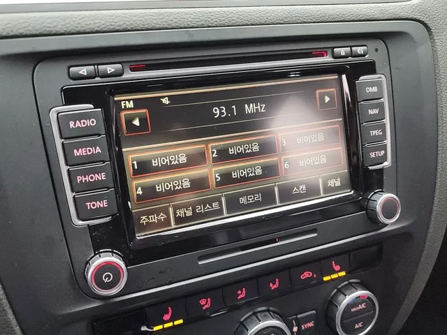 VW Jetta 2.0 TDI - автомобили, коли, обяви за нови и употребявани 15