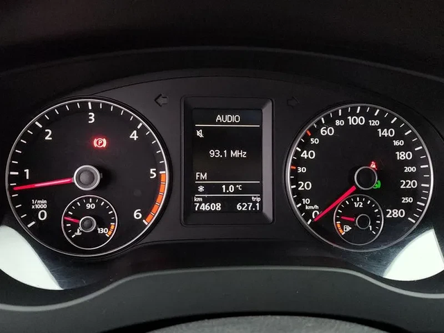 VW Jetta 2.0 TDI - автомобили, коли, обяви за нови и употребявани 7