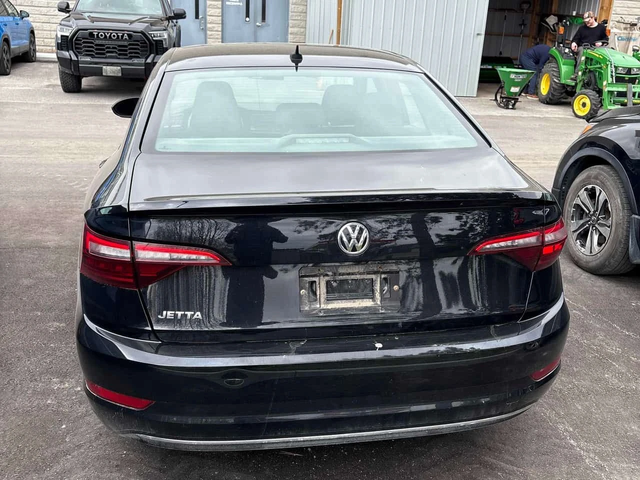 VW Jetta * Comfortline * ПОДГРЕВ* KEYLESS* - автомобили, коли, обяви за нови и употребявани 3