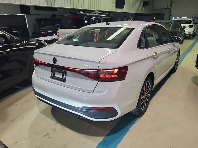 VW Jetta * Comfortline * ПОДГРЕВ* KEYLESS* - автомобили, коли, обяви за нови и употребявани 8
