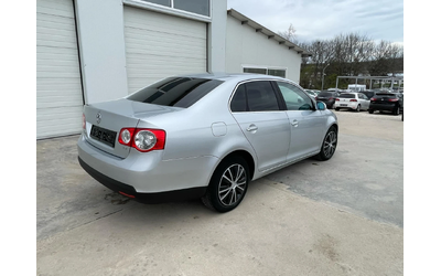 VW Jetta 1.9tdi 105k.c * Nova* UNIKAT* - автомобили, коли, обяви за нови и употребявани 12