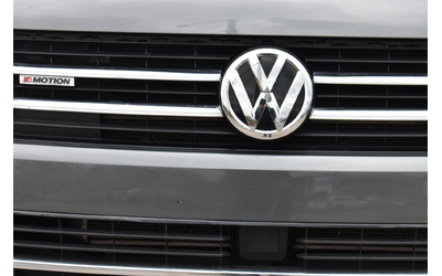 VW Multivan 2.0ТDI* 4MOTION* SWISS - автомобили, коли, обяви за нови и употребявани 6