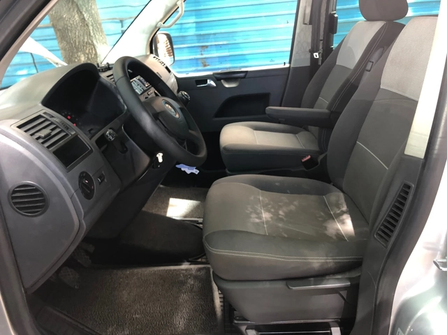 VW Multivan 2.5TDi - 4Motion - автомобили, коли, обяви за нови и употребявани 12