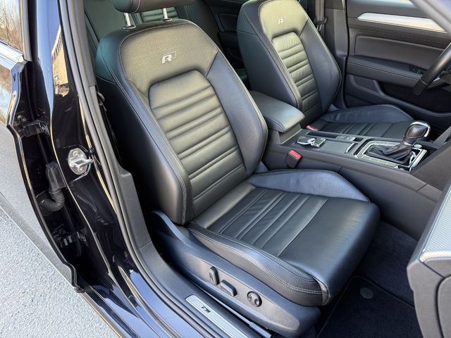 VW Passat 1.8TSi R-Line SWISS - автомобили, коли, обяви за нови и употребявани 9