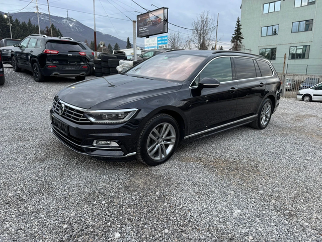 VW Passat 2.0 TDI 4Motion R-Line Camera Швейцария - автомобили, коли, обяви за нови и употребявани 0