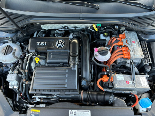 VW Passat GTE/1, 400/PLUG IN HYBRID/EURO6 - автомобили, коли, обяви за нови и употребявани 16