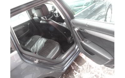 VW Passat 2.0tdi - автомобили, коли, обяви за нови и употребявани 13