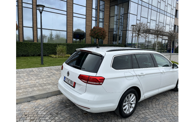 vw-passat-2-0tdi-150-k-s-full-led-disronik-navigation - 5