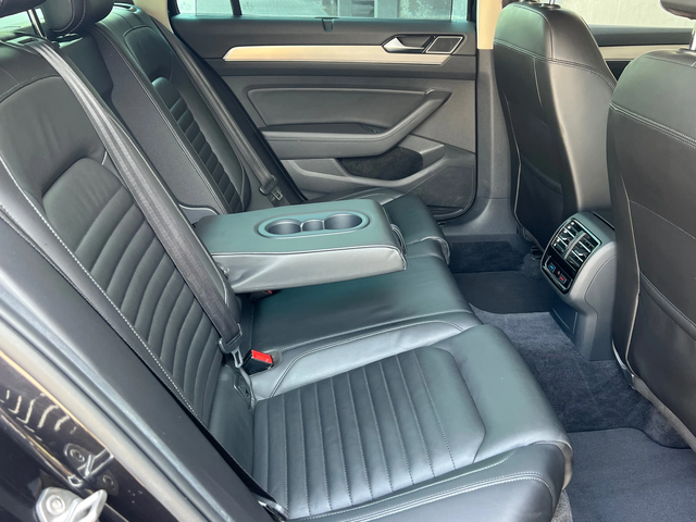 VW  Passat 2.0TDI 4MOTION HIGHLINE - автомобили, коли, обяви за нови и употребявани 14