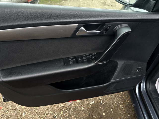 VW Passat 2.0TDI/Common Rail/HIGHLINE - автомобили, коли, обяви за нови и употребявани 7