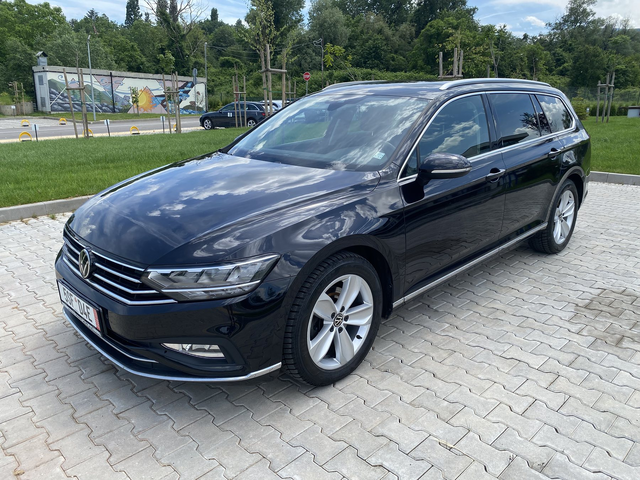 VW Passat 2.0TDI/ DSG/ 200кс./ 4x4/ Elegance - автомобили, коли, обяви за нови и употребявани 0