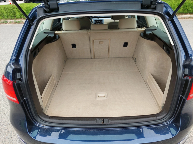 VW Passat 7 2, 0TDI 140ps DSG NAVI - автомобили, коли, обяви за нови и употребявани 5