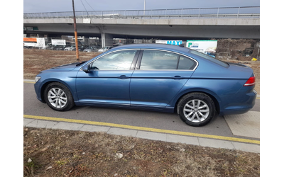 VW Passat FACELIFT-1.6TDI-NAVI-2018-6ск - автомобили, коли, обяви за нови и употребявани 12