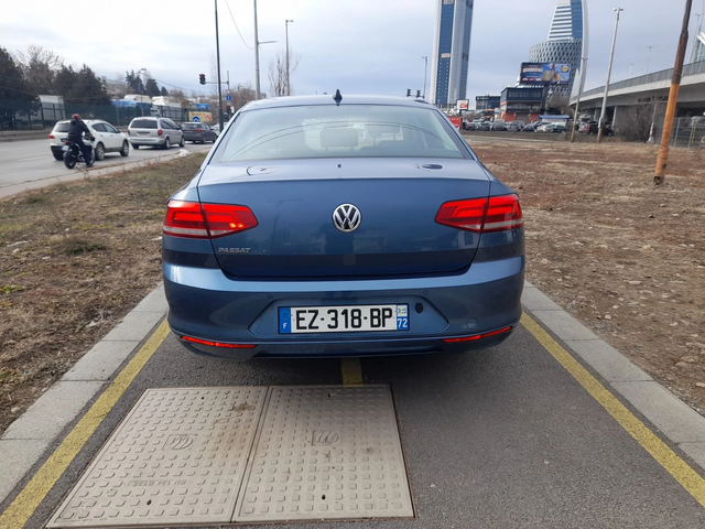 VW Passat FACELIFT-1.6TDI-NAVI-2018-6ск - автомобили, коли, обяви за нови и употребявани 2
