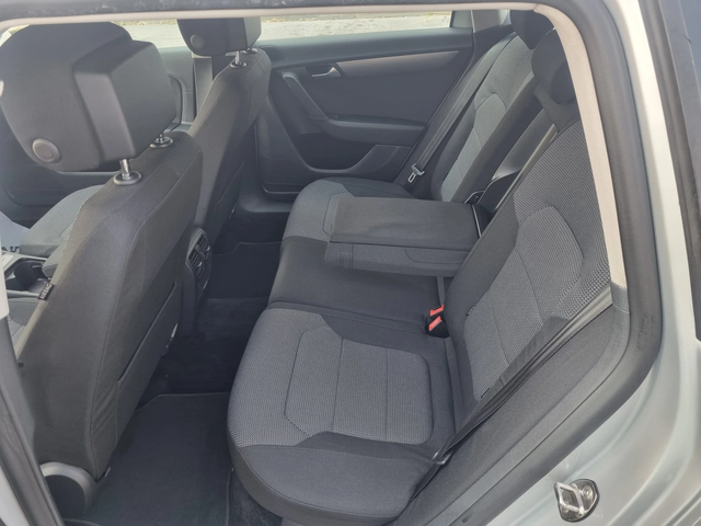 VW Passat 1.6tdi EVRO5-B - автомобили, коли, обяви за нови и употребявани 8