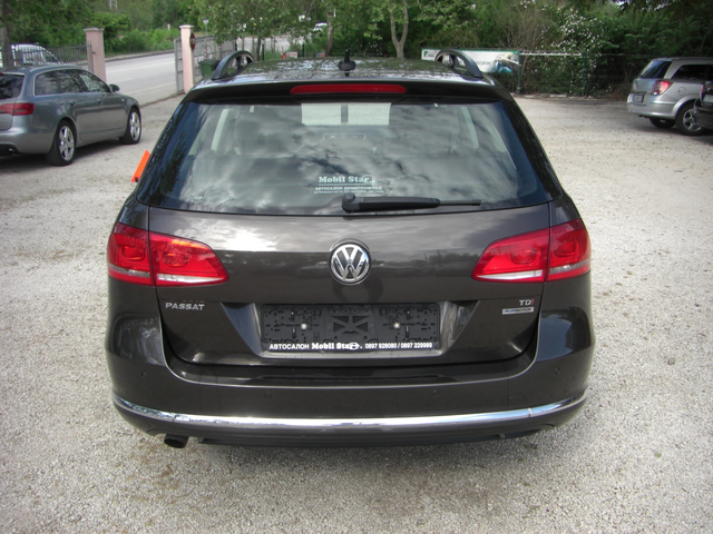 VW Passat B7 TDI NAVI AVTOMAT EURO 5B - автомобили, коли, обяви за нови и употребявани 3