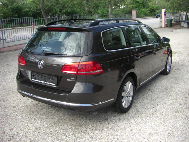 VW Passat B7 TDI NAVI AVTOMAT EURO 5B - автомобили, коли, обяви за нови и употребявани 4