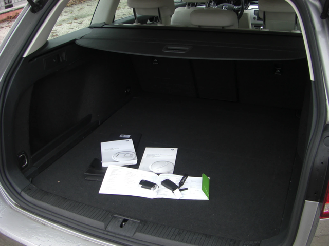 VW Passat TDI NAVI AVTOMAT EURO 6B - автомобили, коли, обяви за нови и употребявани 15