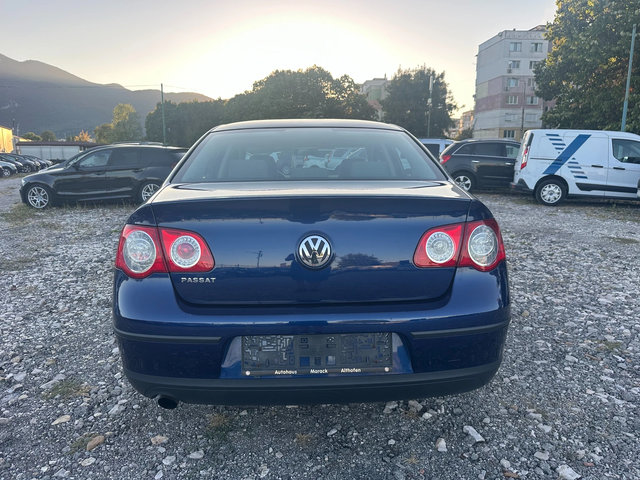 VW Passat 1.6I 102kc СТАРИЯ МОТОР - автомобили, коли, обяви за нови и употребявани 3