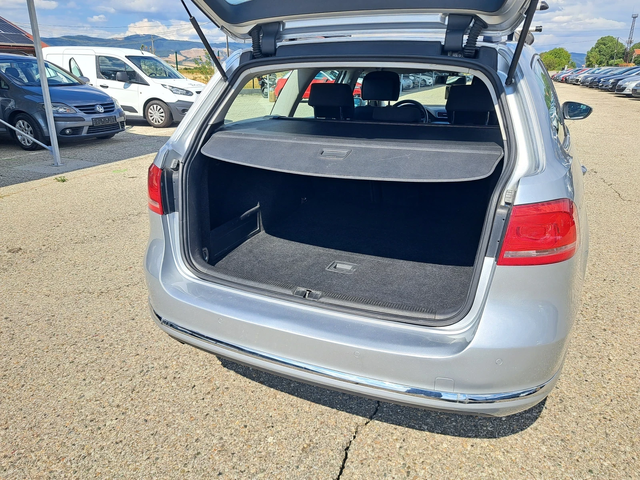 VW Passat 1, 6 tdi - автомобили, коли, обяви за нови и употребявани 13