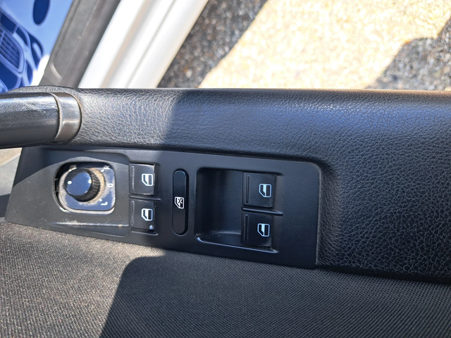 VW Passat 1, 6 tdi - автомобили, коли, обяви за нови и употребявани 9