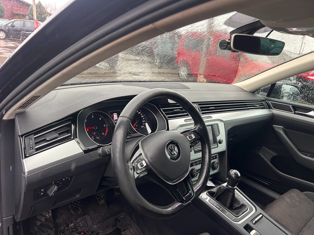 VW Passat 2.0TDI NAVI/KAMERA EURO 6 - автомобили, коли, обяви за нови и употребявани 10