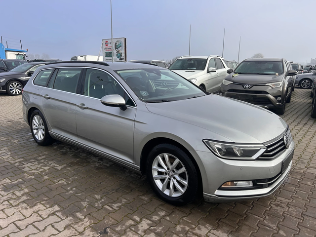 VW Passat 2.0TDI AVTOMAT/NAVI EURO 6 - автомобили, коли, обяви за нови и употребявани 3