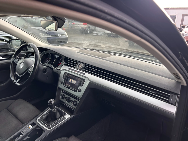 VW Passat 2.0TDI NAVI EURO 6 - автомобили, коли, обяви за нови и употребявани 9