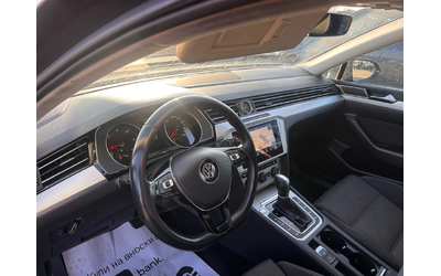 VW Passat 1.6TDI AVTOMAT/NAVI EURO 6 - автомобили, коли, обяви за нови и употребявани 10