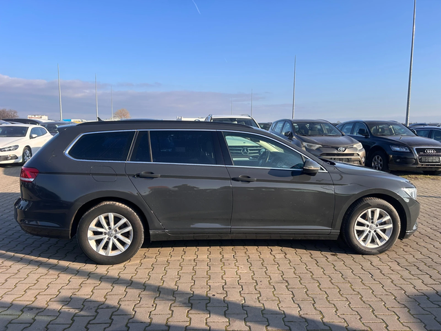 VW Passat 1.6TDI AVTOMAT/NAVI EURO 6 - автомобили, коли, обяви за нови и употребявани 4