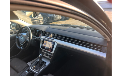 VW Passat 1.6TDI AVTOMAT/NAVI EURO 6 - автомобили, коли, обяви за нови и употребявани 9