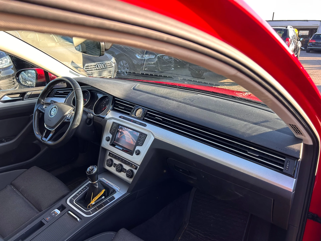 VW Passat 2.0TDI 4MOTION NAVI/KAMERA EURO 6 - автомобили, коли, обяви за нови и употребявани 9