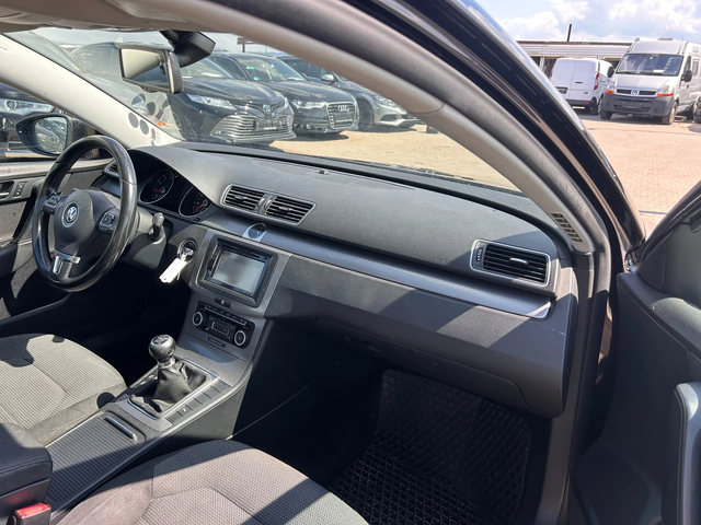 VW Passat 1.8TSI NAVI EURO 5 - автомобили, коли, обяви за нови и употребявани 9
