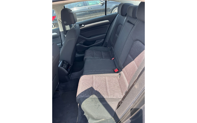 VW Passat 1.4TSI NAVI EURO 6 - автомобили, коли, обяви за нови и употребявани 10