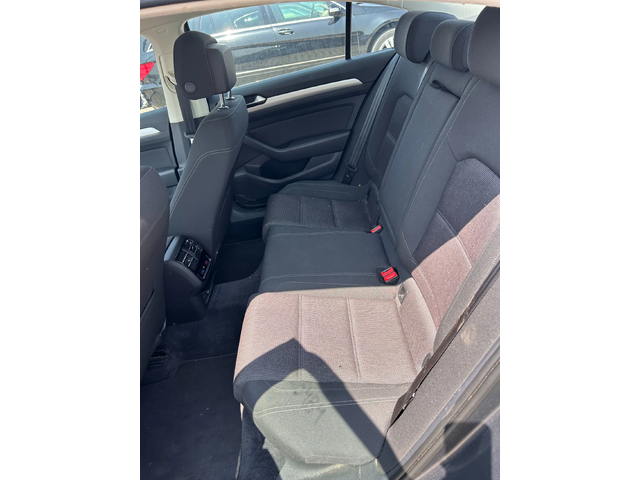 VW Passat 1.4TSI NAVI EURO 6 - автомобили, коли, обяви за нови и употребявани 10
