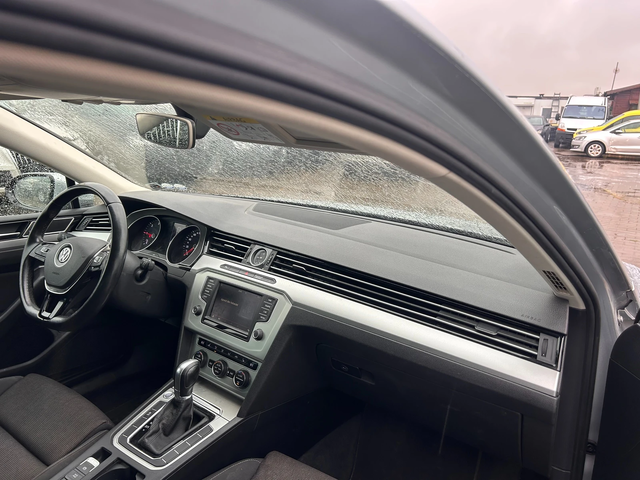 VW Passat 2.0TDI AVTOMAT/NAVI EURO 6 - автомобили, коли, обяви за нови и употребявани 9