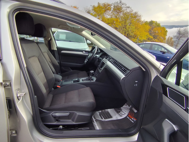 VW Passat 1.6TDi* DSG- АВТОМАТИК* EURO6B* MMi* - автомобили, коли, обяви за нови и употребявани 10