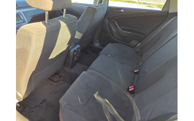 VW Passat 2.0tdi* Italy* - автомобили, коли, обяви за нови и употребявани 11