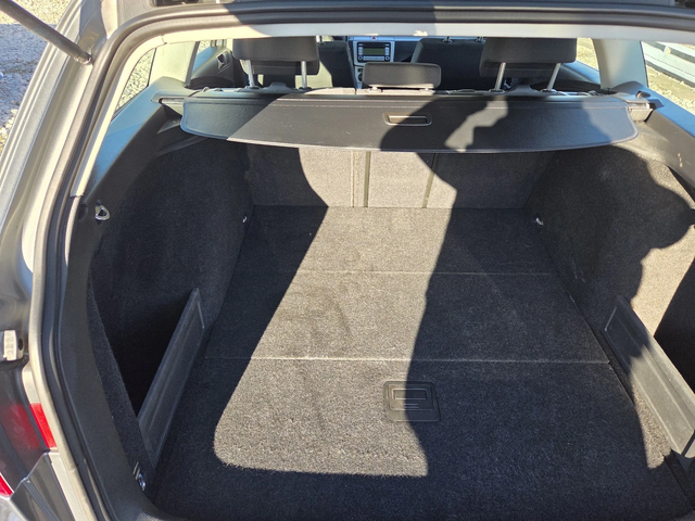VW Passat 2.0tdi* Italy* - автомобили, коли, обяви за нови и употребявани 12