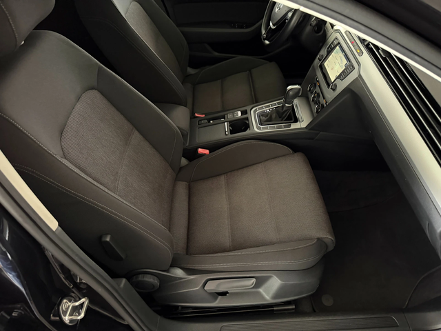 VW Passat 2.0TDI* 150к.с* СЕРВИЗНА КНИЖКА С ПЪЛНА ИСТОРИЯ В - автомобили, коли, обяви за нови и употребявани 11