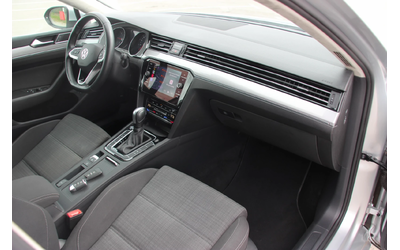 VW Passat 2.0 TDI A/T FACELIFTEURO 6B - автомобили, коли, обяви за нови и употребявани 9