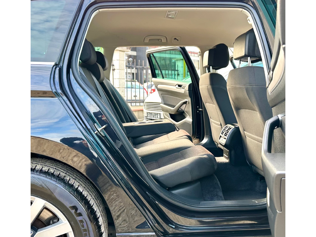 VW Passat 2.0TDI 190HP 4-Motion Keyless Go Automatic - автомобили, коли, обяви за нови и употребявани 11
