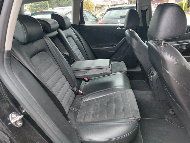 VW Passat 2.0TDI* HI-LINE* 6-speed.* - автомобили, коли, обяви за нови и употребявани 10