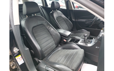 VW Passat 2.0TDI* HI-LINE* 6-speed.* - автомобили, коли, обяви за нови и употребявани 11