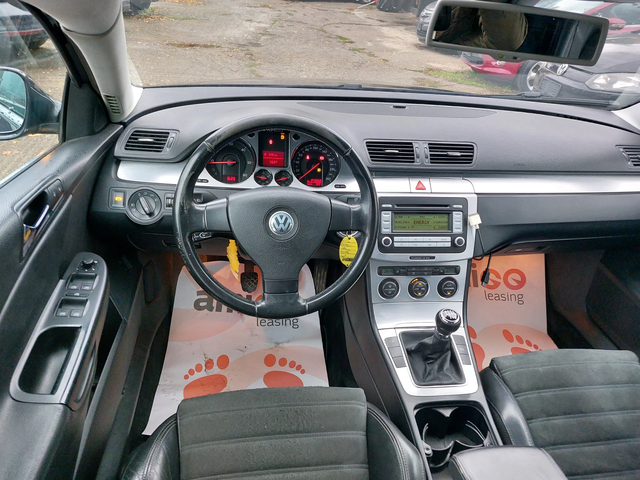 VW Passat 2.0TDI* HI-LINE* 6-speed.* - автомобили, коли, обяви за нови и употребявани 9