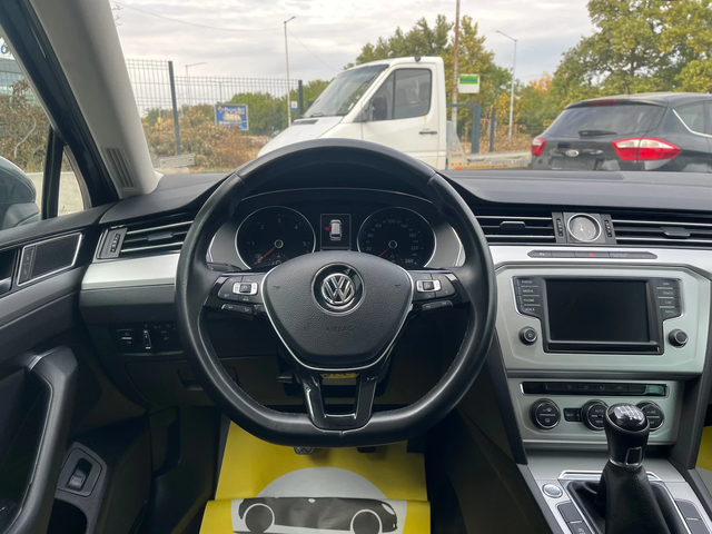 VW Passat Панорама - автомобили, коли, обяви за нови и употребявани 10